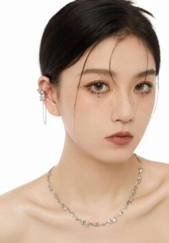 Flower Ear Cuff With Link Chain -Modern Wear Shop 0281f76306a6e1b7315e079a5c18201f