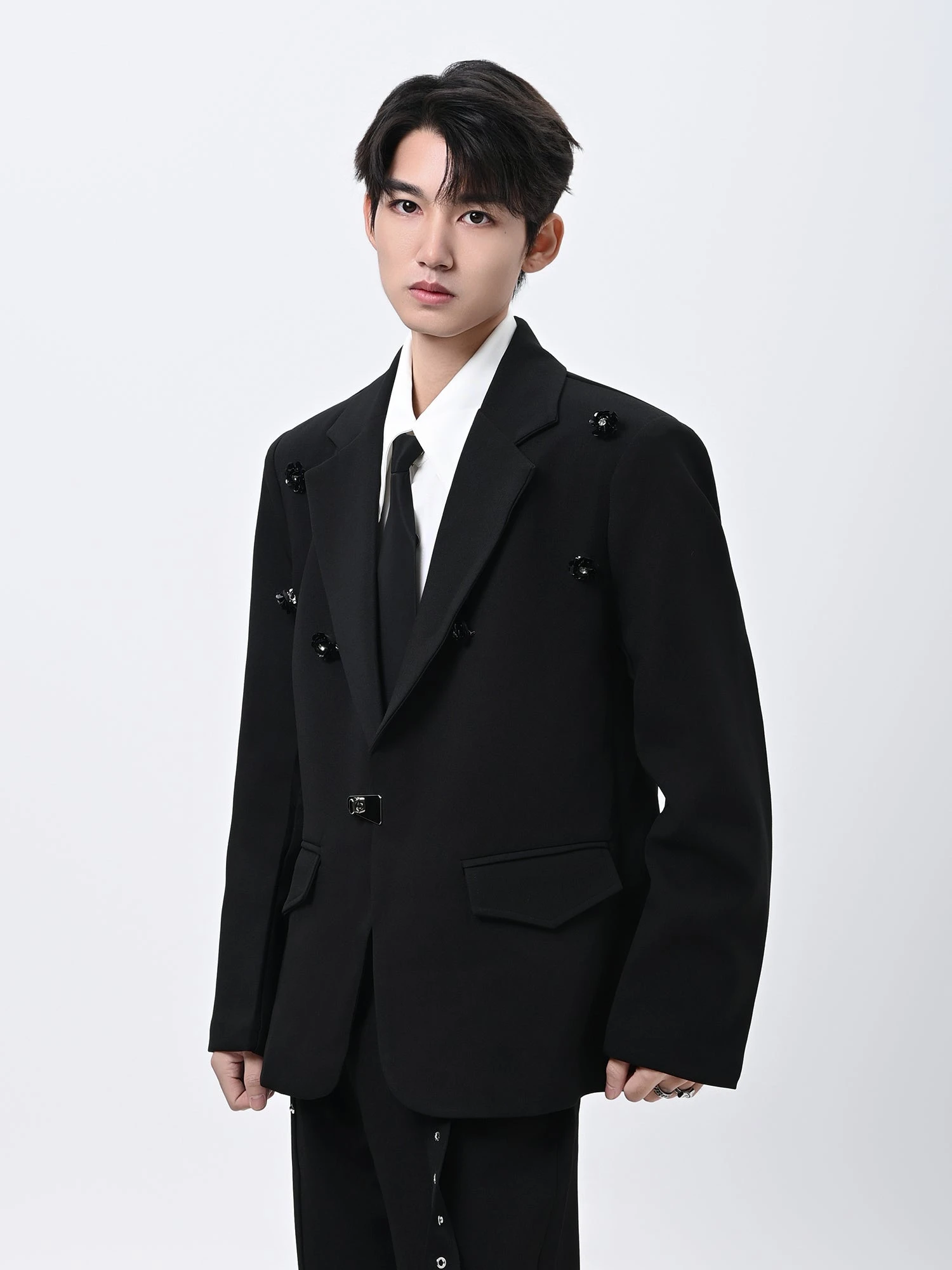 Tailored Blazer With Metal Clasp And Flower Embellishment 2 Tailored Blazer With Metal Clasp And Flower Embellishment - Image 2