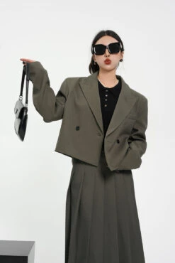 Structured Shoulder Double-Breasted Cropped Blazer -Modern Wear Shop 0919172a27c78c2ae0511d382e25fb3d