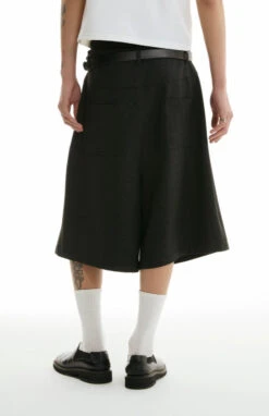 Wide-Leg Tailored Bermuda Shorts With Front Pleats 7 Wide-Leg Tailored Bermuda Shorts With Front Pleats -Modern Wear Shop 09ad25d083d1b63bdf799a6455d93b8b