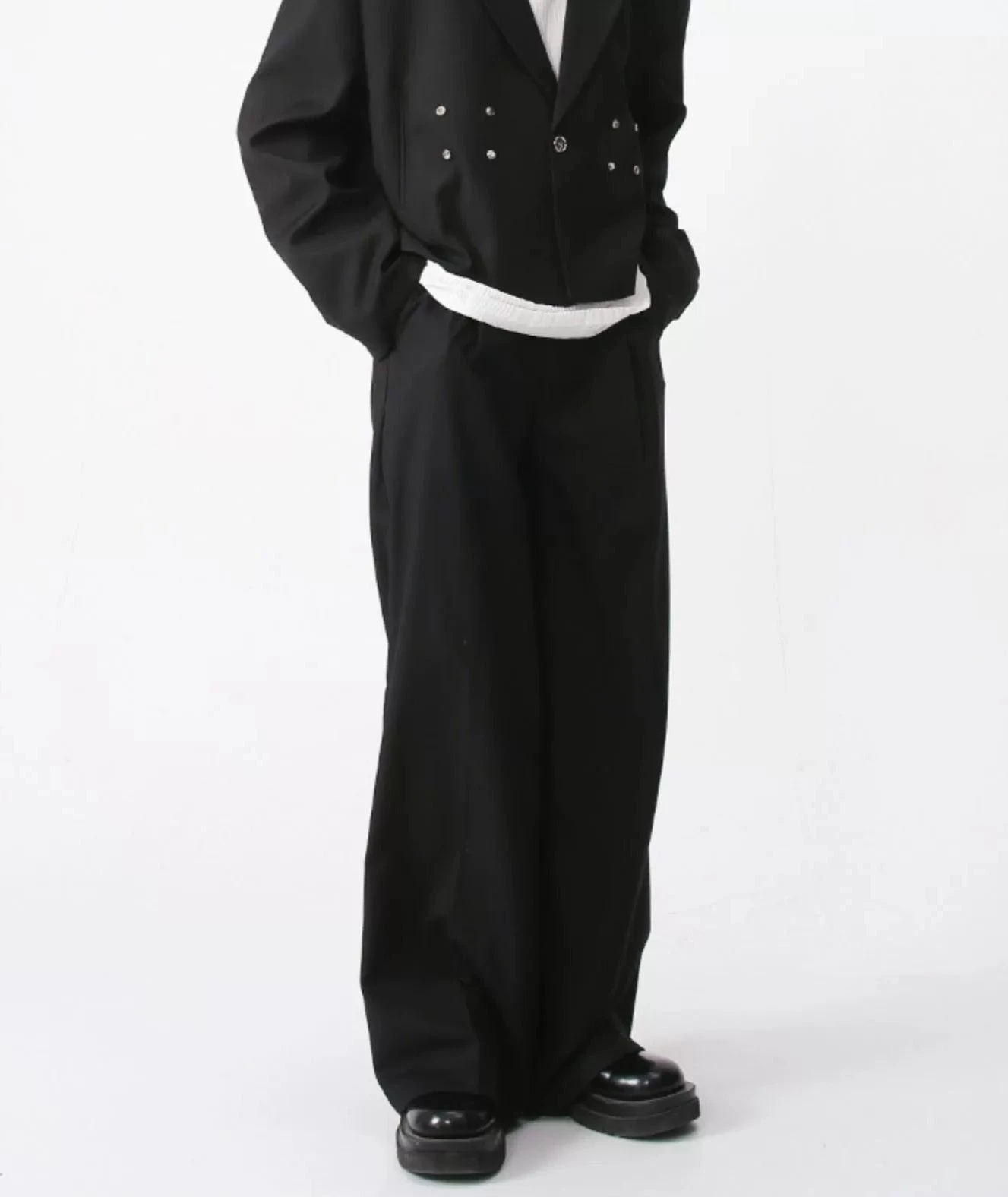 Pleated Wide Leg Low-Waisted Trousers 3 Pleated Wide Leg Low-Waisted Trousers - Image 3