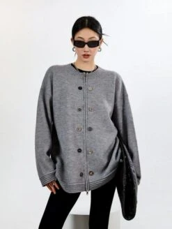 Ribbed Trim Zip-up Cardigan With Button Details 38 Ribbed Trim Zip-up Cardigan With Button Details -Modern Wear Shop 11191015ea81d8242f31fe5865fa523c