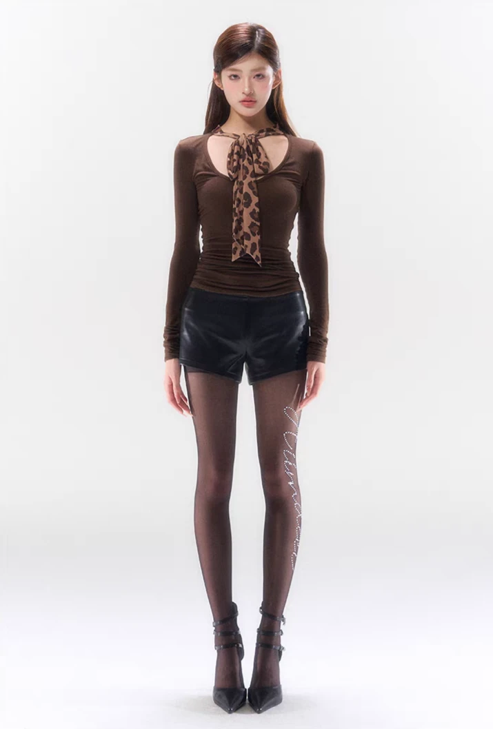 Slim Long Sleeve Top With Bow Pattern Detail 8 Slim Long Sleeve Top With Bow Pattern Detail - Image 8