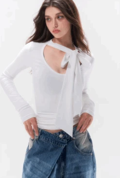 Slim Long Sleeve Top With Bow Pattern Detail 18 Slim Long Sleeve Top With Bow Pattern Detail -Modern Wear Shop 1732870664837