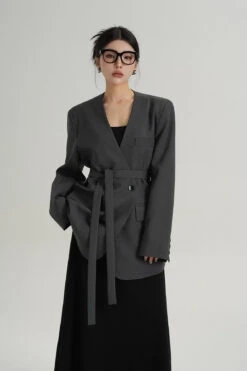 Oversized Boxy Double-Breasted Blazer With Skinny Neck Tie -Modern Wear Shop 21d12ed0ddf6c3a326c2edb1c5f9cac5