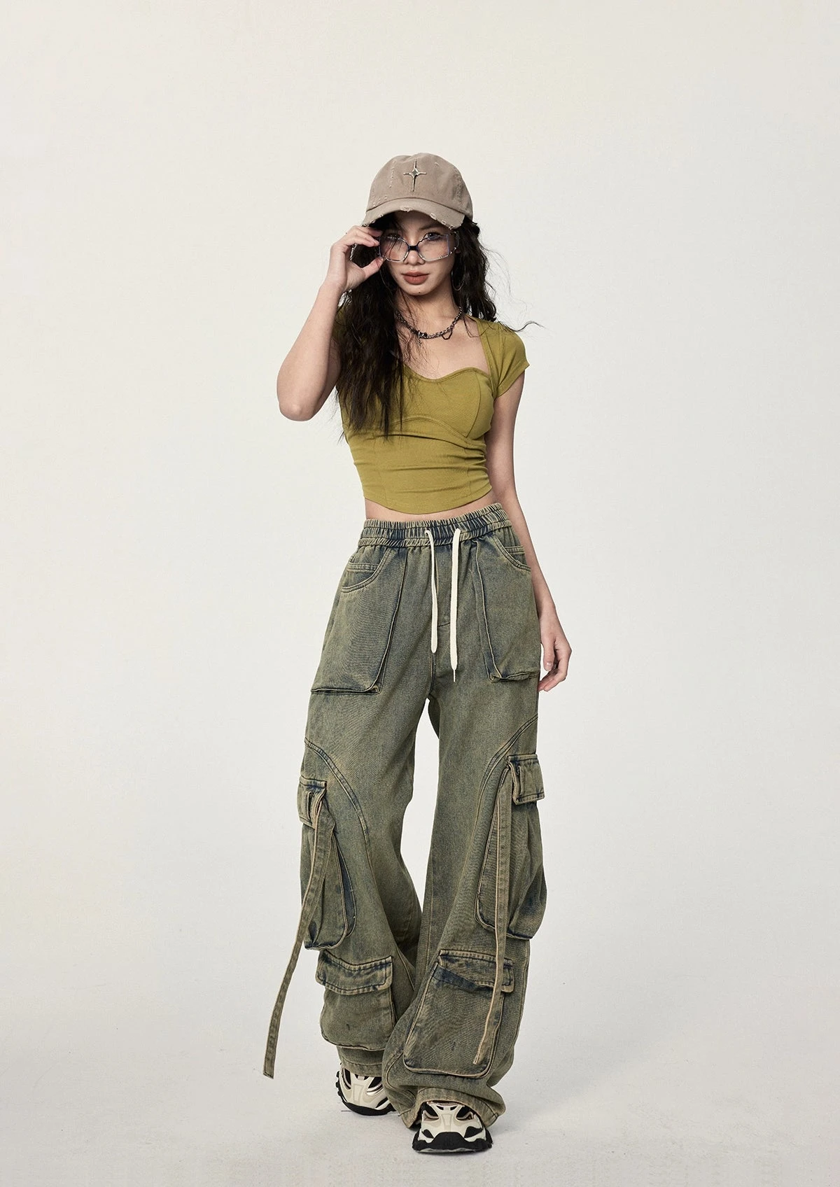 Twist-Back Crop Top With Scoop Neck 15 Twist-Back Crop Top With Scoop Neck - Image 15