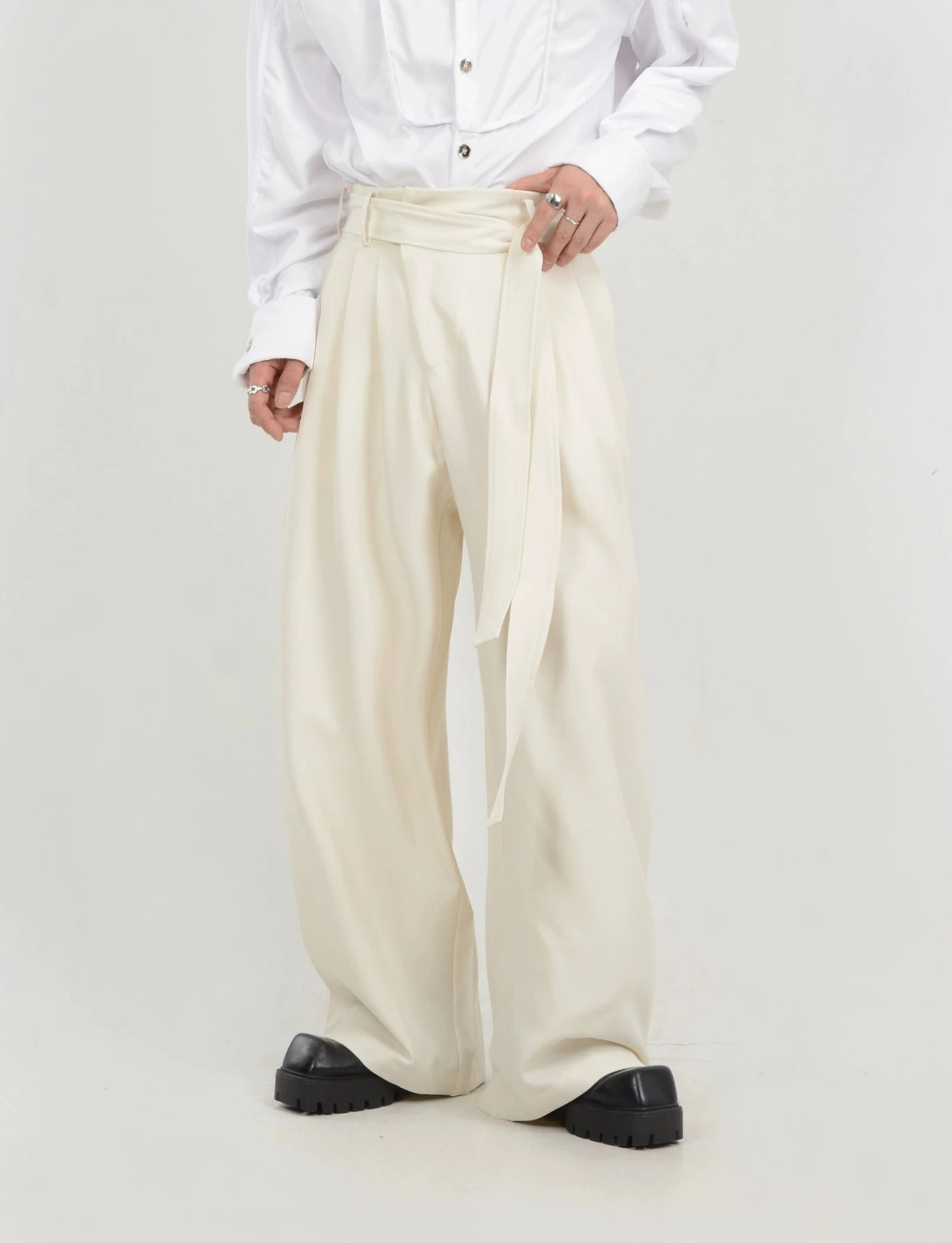 Wide Leg Belted Trousers With Pleat Detail 3 Wide Leg Belted Trousers With Pleat Detail - Image 3