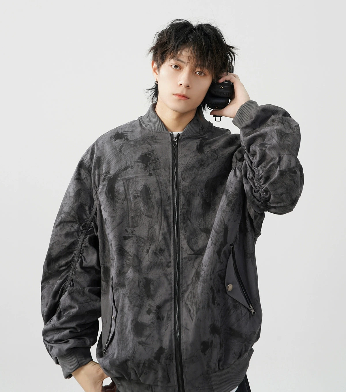 Abstract Print Bomber Jacket With Ruched Sleeve 5 Abstract Print Bomber Jacket With Ruched Sleeve - Image 5