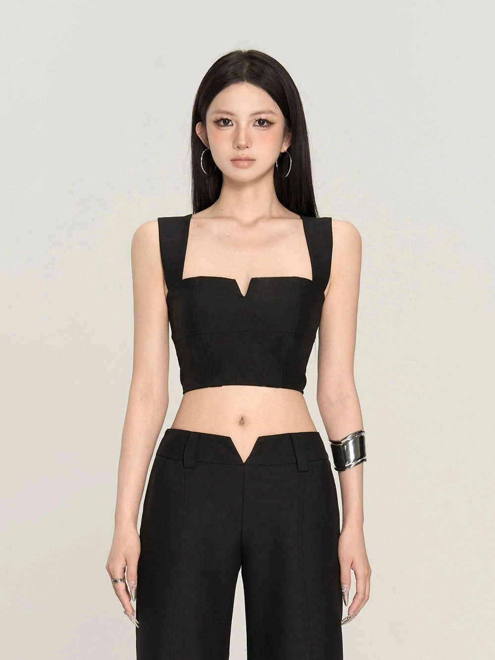 Sleeveless Sweetheart Neckline Extra-Cropped Top 8 Sleeveless Sweetheart Neckline Extra-Cropped Top - Image 8