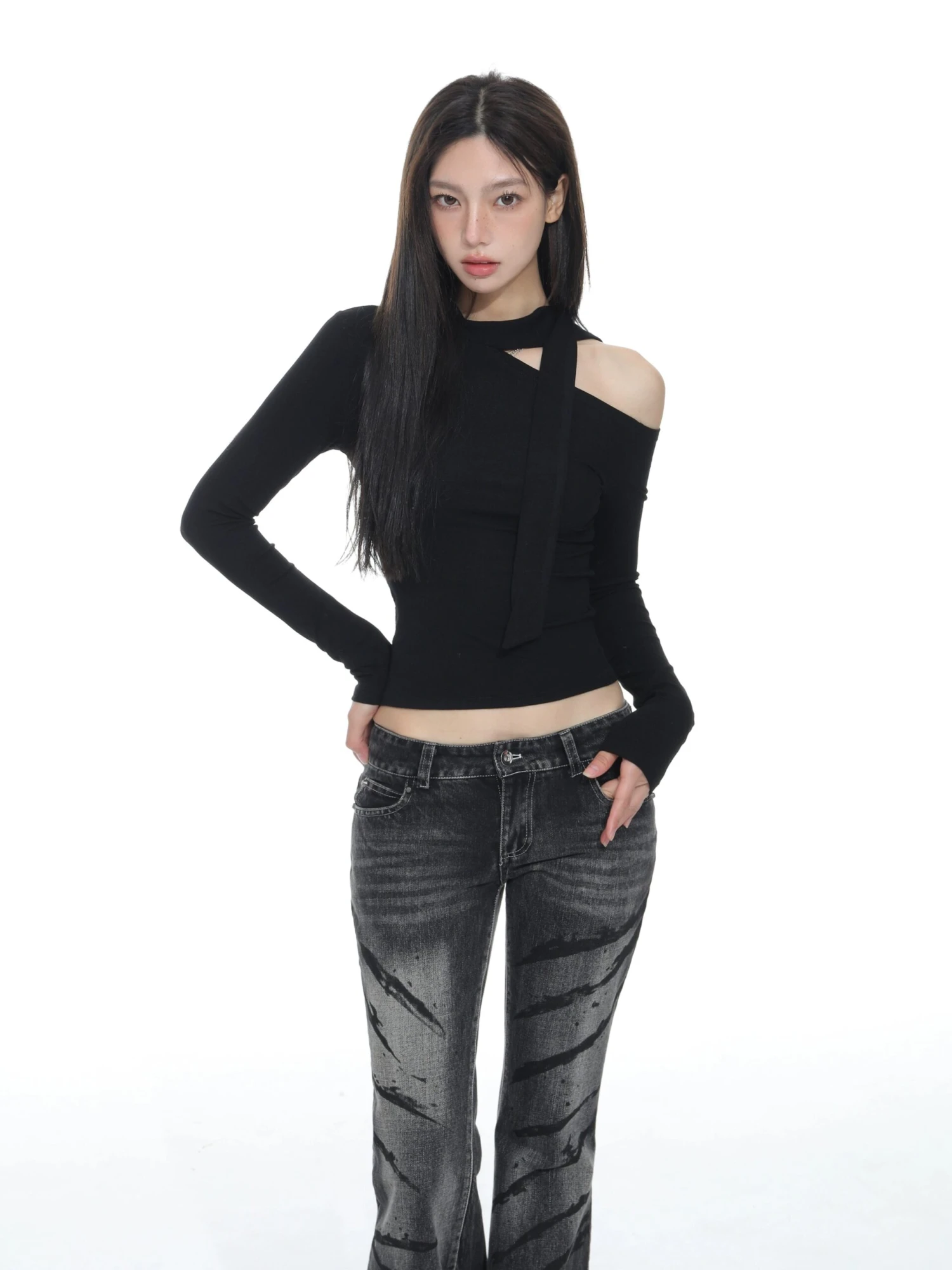 Asymmetric Cutout Cold Shoulder Long Sleeve Top 4 Asymmetric Cutout Cold Shoulder Long Sleeve Top - Image 4