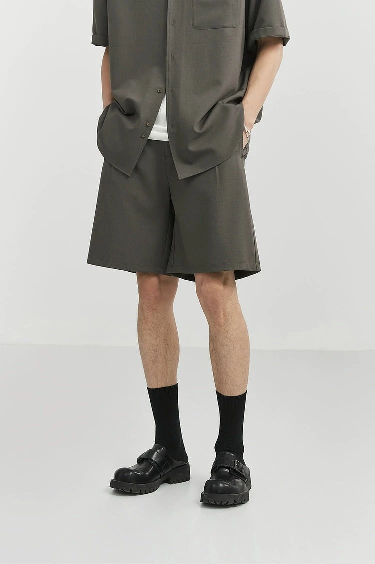 Pleated Drawstring-Belted Shorts 5 Pleated Drawstring-Belted Shorts - Image 5