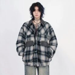 Plaid Button Jacket With Zip Pockets