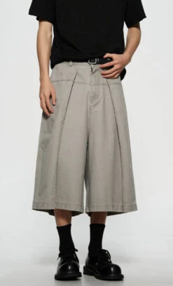 Structured Wide-Leg Pleated Bermuda Shorts 21 Structured Wide-Leg Pleated Bermuda Shorts -Modern Wear Shop 44295592544b2ef0c91c0ef33dd6e81e