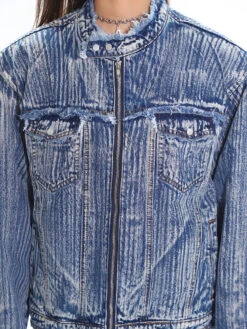 Distressed Trim Stripe-Washed Boxy Denim Jacket -Modern Wear Shop 4a0f030d0812e31d9c1c5c0ab3838d1a