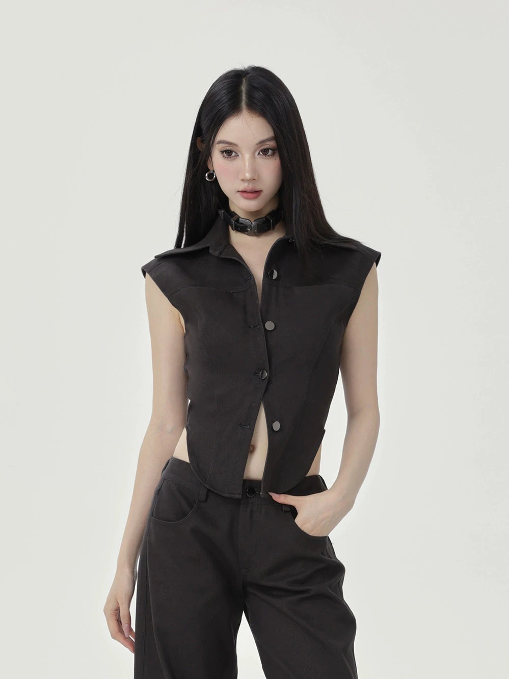 Sleeveless Collared Button-Up Waistcoat Top 4 Sleeveless Collared Button-Up Waistcoat Top - Image 4