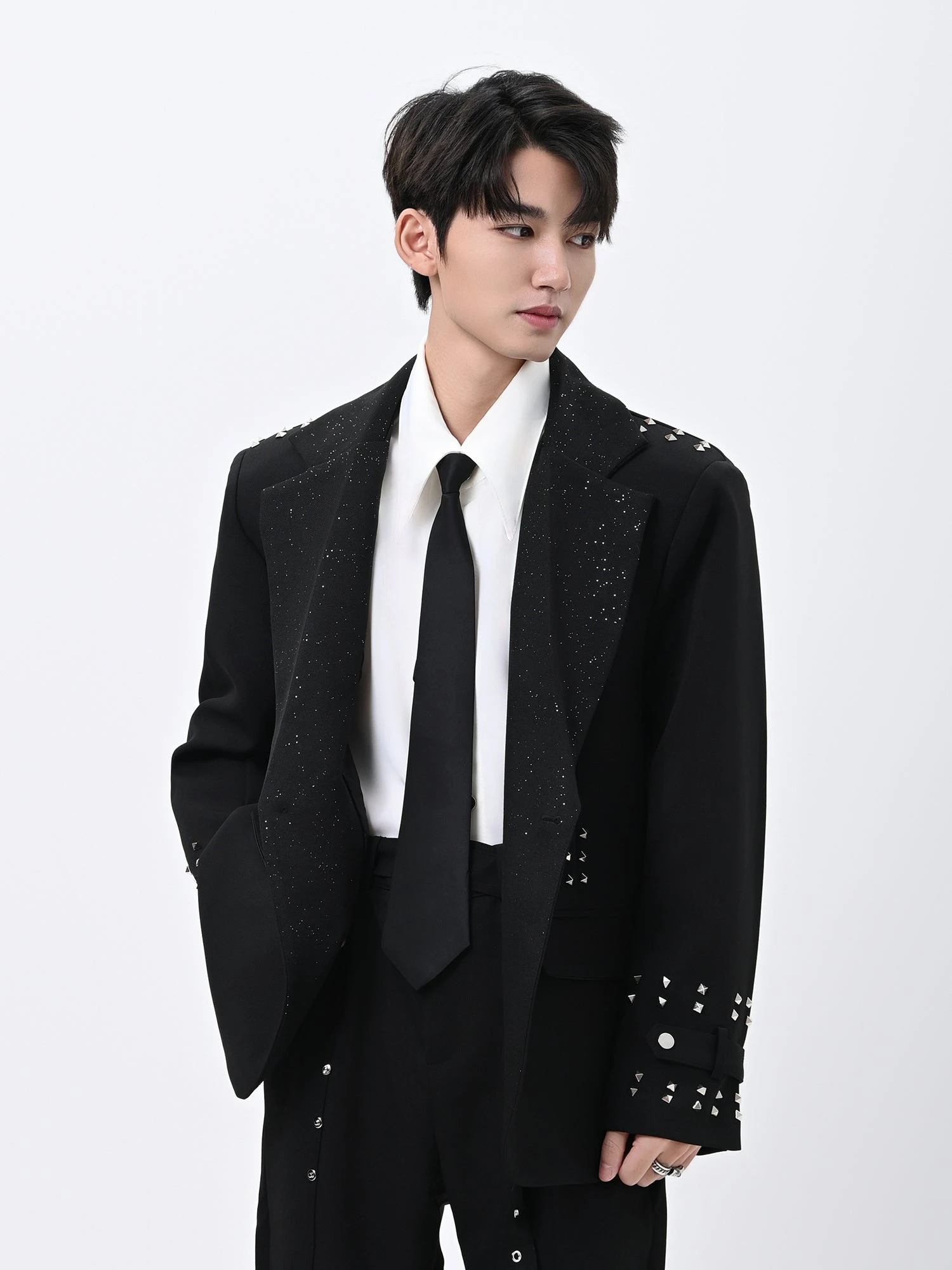 Oversized Embellished Studded Blazer With Glitter Lapel Detail 3 Oversized Embellished Studded Blazer With Glitter Lapel Detail - Image 3