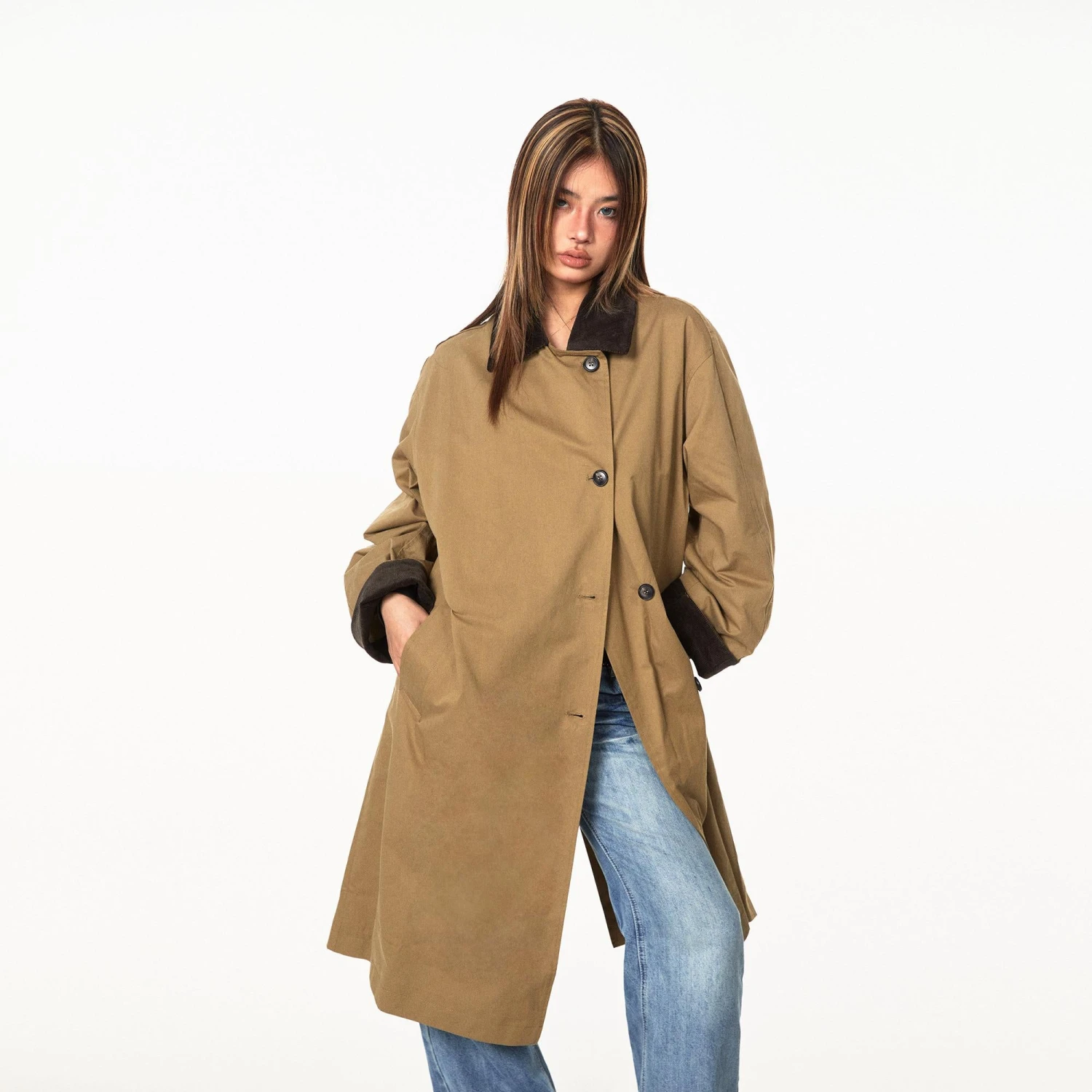 Contrast Corduroy Collar Oversized Single-Breasted Trench Coat With 2 Contrast Corduroy Collar Oversized Single-Breasted Trench Coat With - Image 2