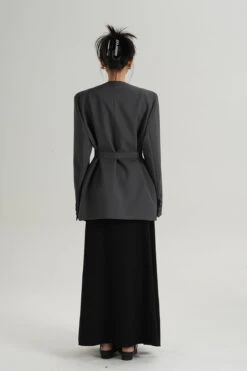 Oversized Boxy Double-Breasted Blazer With Skinny Neck Tie -Modern Wear Shop 530bde12b6b791736dbe603aabf72c53
