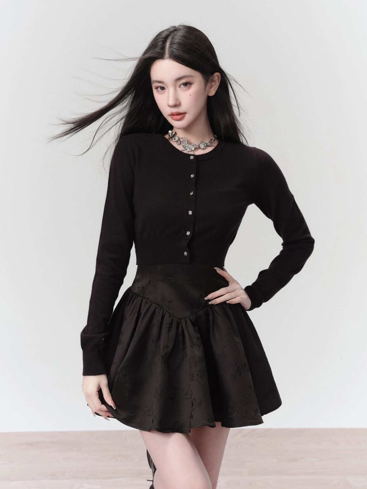 Cropped Knit Cardigan With Flower Buttons 7 Cropped Knit Cardigan With Flower Buttons - Image 7