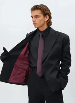 Wide-Lapel Structured Double-Breasted Blazer -Modern Wear Shop 5c91a46c0071006711efd285855e8b3c 73d15ebd eef5 45ad ba2c f05448582d89 topaz enhance 2x