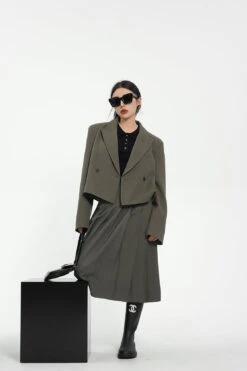 Structured Shoulder Double-Breasted Cropped Blazer -Modern Wear Shop 5dc03e4b883503db10a04daf5b97fd2a