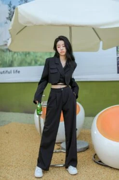 Slim Cropped Blazer With Rounded Hem Two-Piece Suit Set -Modern Wear Shop 6061140017329 1652810432948 bab71f4c d6ad 44fa a78b 9ce805f6c3ba