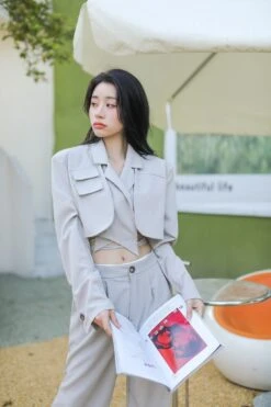 Slim Cropped Blazer With Rounded Hem Two-Piece Suit Set -Modern Wear Shop 6061140017329 1652810433141 d31b17c9 7b70 492c b180 6896c3dfbf13