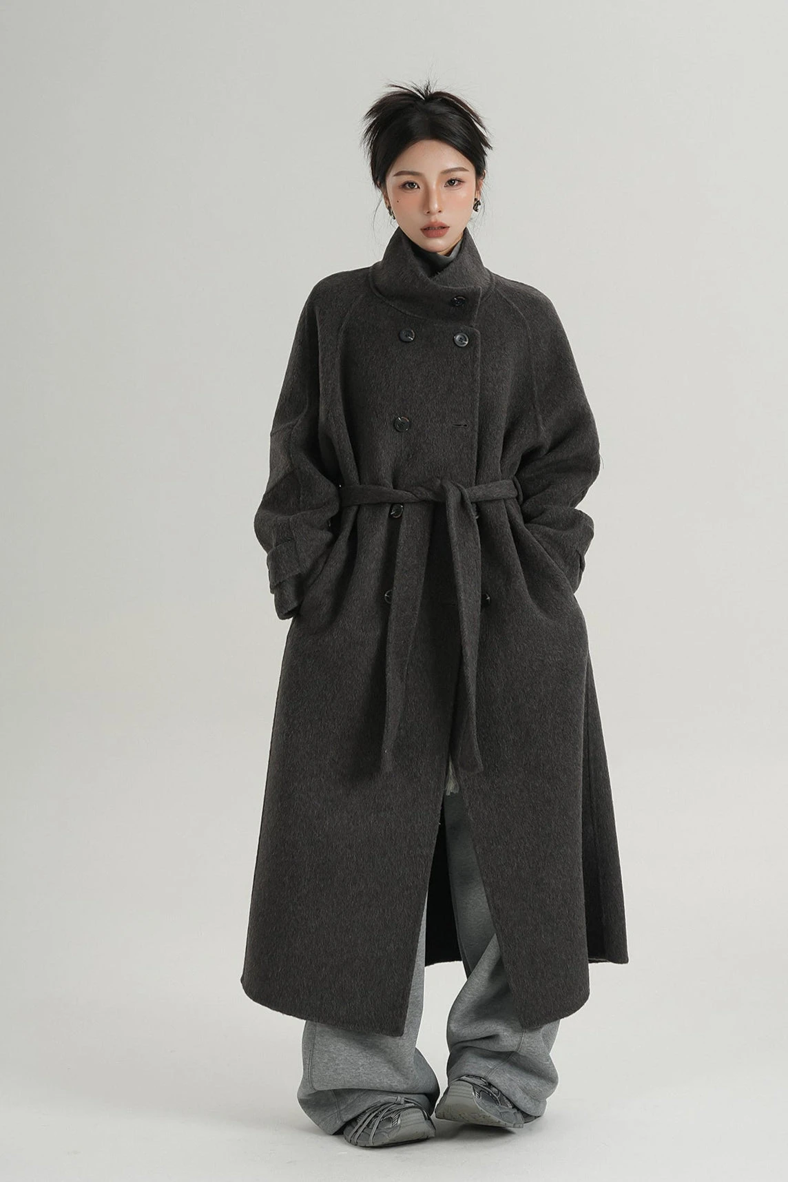 Oversized Double-Breasted Panelled Long Coat 9 Oversized Double-Breasted Panelled Long Coat - Image 9