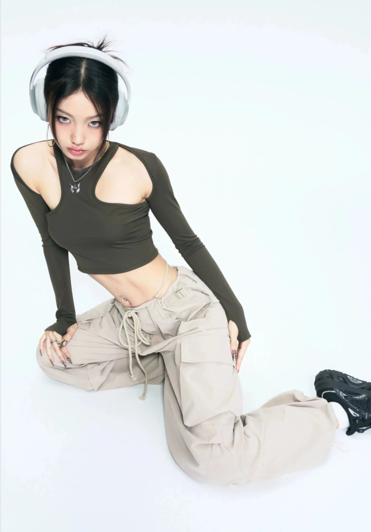 Cold Shoulder Long Sleeve Crop Top With Sleeves 4 Cold Shoulder Long Sleeve Crop Top With Sleeves - Image 4