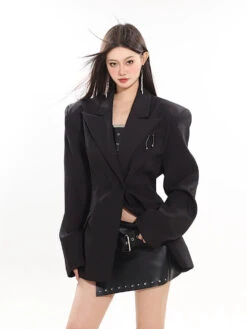 Oversized Double Breasted Boxy Blazer Suit With Metallic Brooch