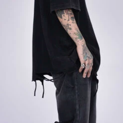 Distressed T-Shirt With Chain Accessory -Modern Wear Shop 652559cde026e909001e7980bf087e70