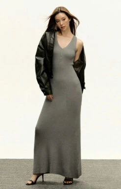 Sleeveless Ribbed Maxi Dress With Button Details -Modern Wear Shop 6653ae89320bce403ba89b73b38262b3