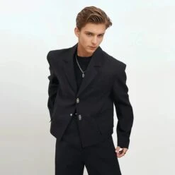 Structured Blazer With Carabiner Buckle Closures 17 Structured Blazer With Carabiner Buckle Closures -Modern Wear Shop 67b8bb4b9f2b450296f3d8d4ea1833e7