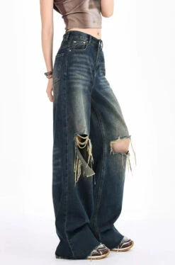 Distressed Wide-Leg Denim Jeans With Raw Hems -Modern Wear Shop 6b33c13bb46304db967c39276536a180