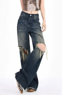 Distressed Wide-Leg Denim Jeans With Raw Hems -Modern Wear Shop 6d25ca8b6a7b5dd551c385042bdde43d
