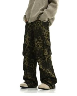 Leopard Print Cargo Pocketed Wide Leg Pants -Modern Wear Shop 6e27ffb1c1bcd22355411a8ced8a993a