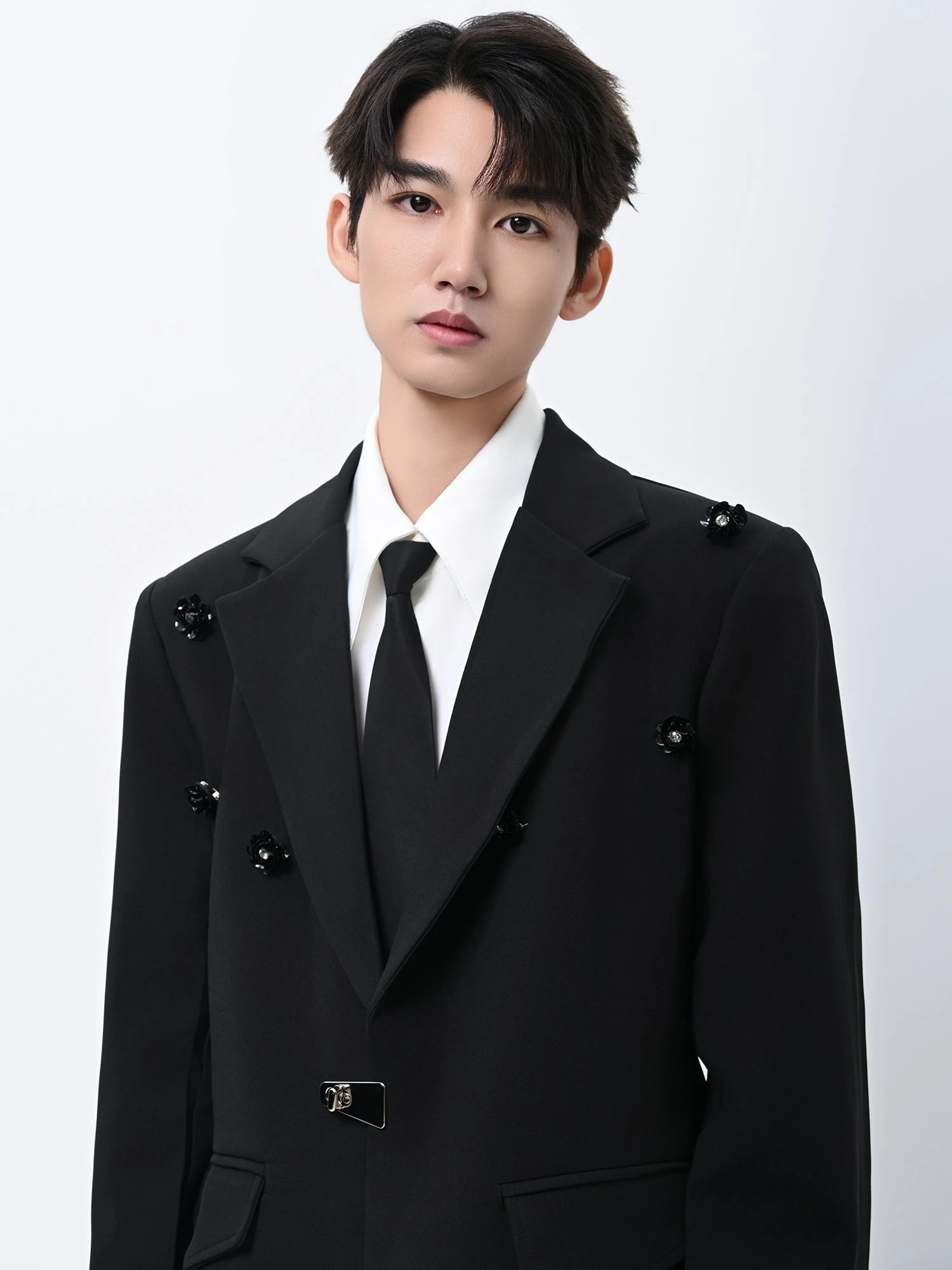 Tailored Blazer With Metal Clasp And Flower Embellishment 4 Tailored Blazer With Metal Clasp And Flower Embellishment - Image 4