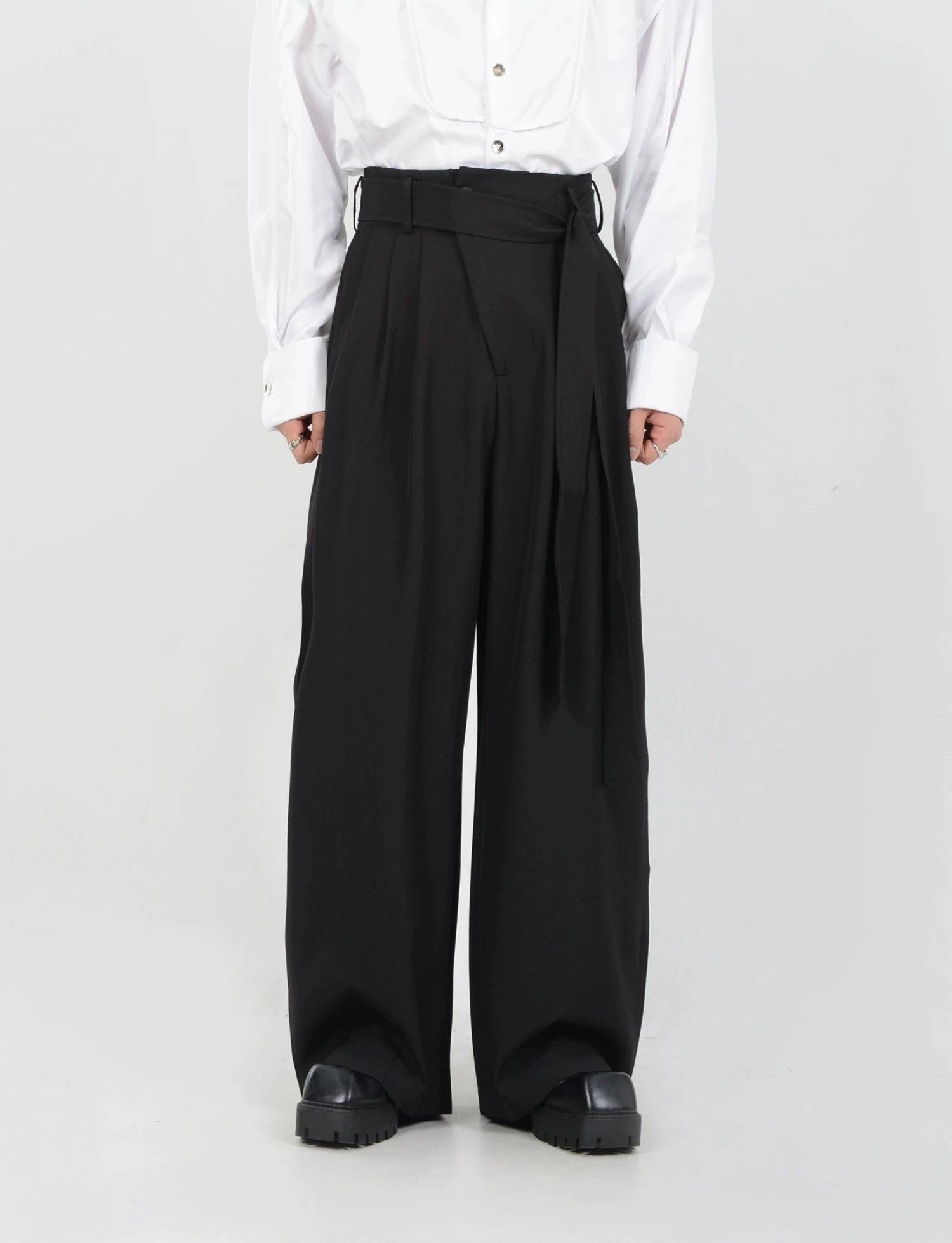 Wide Leg Belted Trousers With Pleat Detail 13 Wide Leg Belted Trousers With Pleat Detail - Image 13