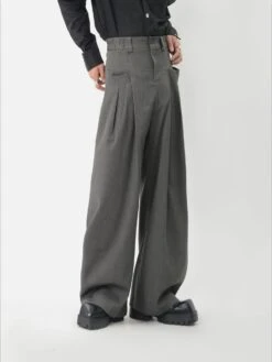 Wide-Leg Pleated Trousers With Fine Line Pocket Detail -Modern Wear Shop 7868a63a1fb874852e0d638679ba7f17