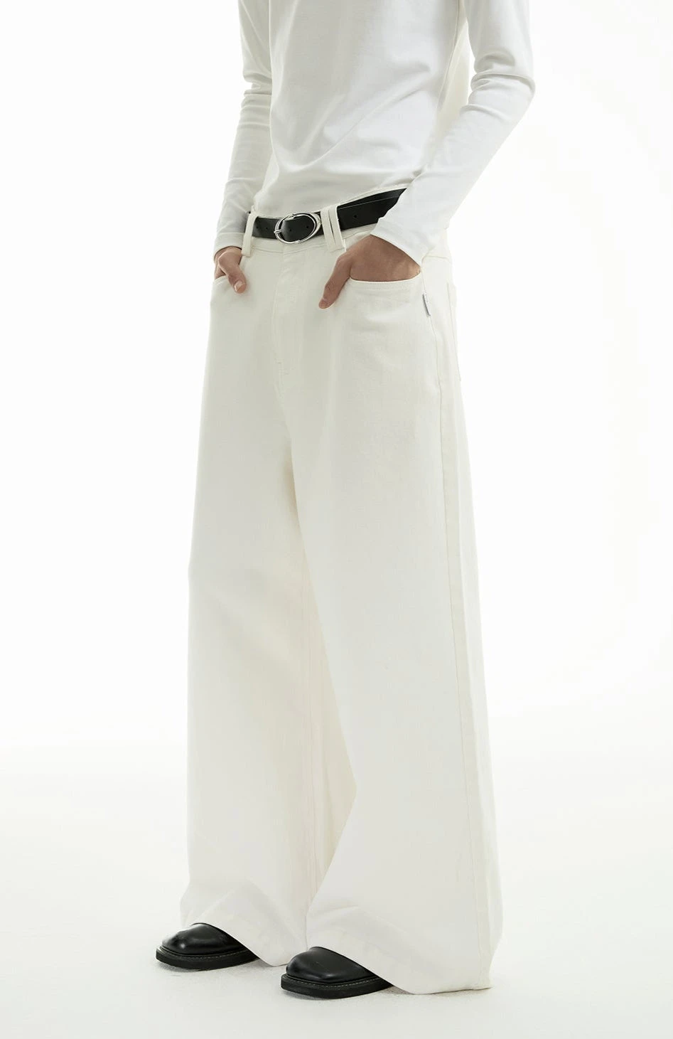 Low Waist Wide Leg Denim Jeans With Pockets 3 Low Waist Wide Leg Denim Jeans With Pockets - Image 3