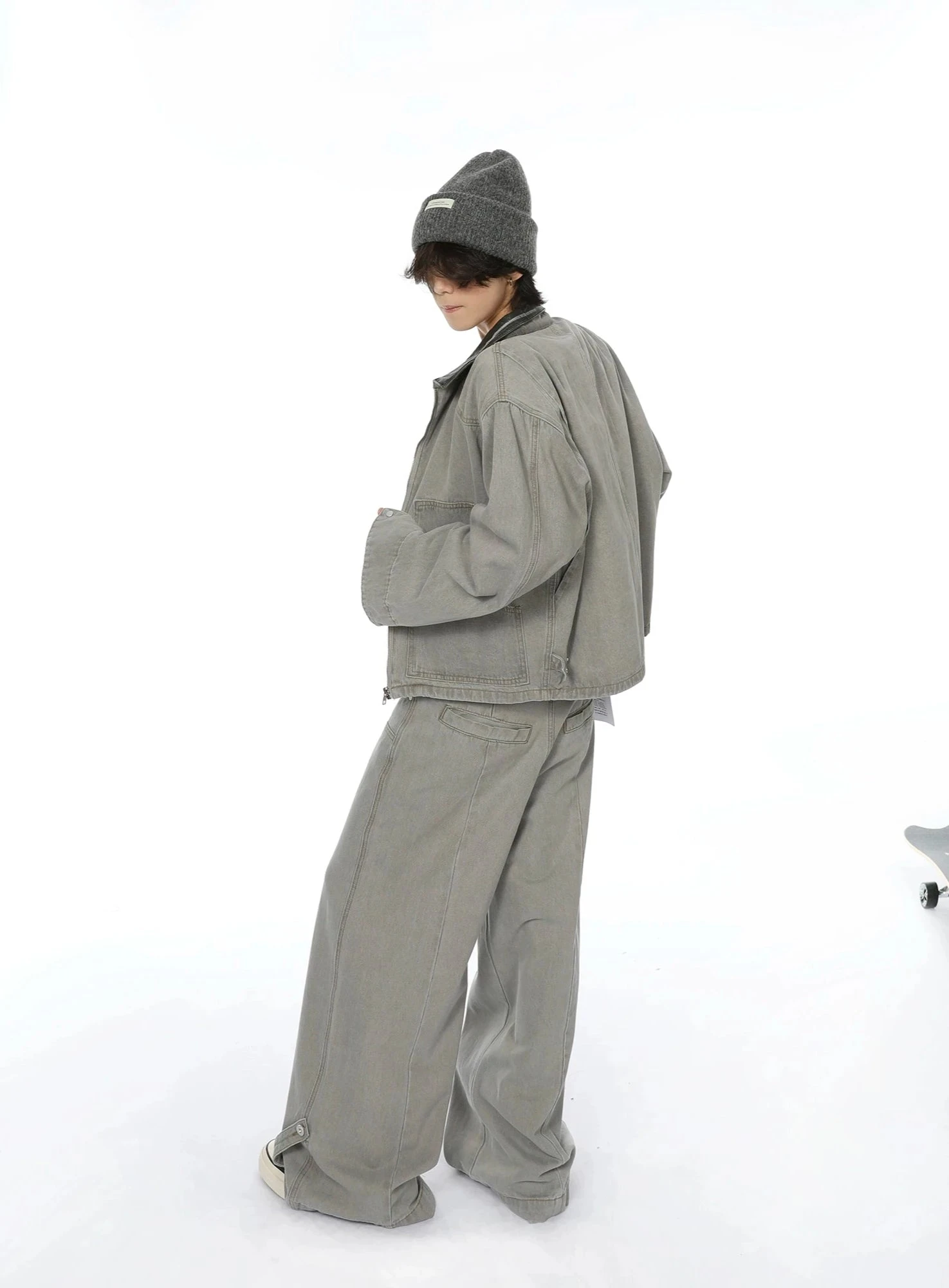 Oversized Wide-Fit Washout Denim Jacket And Wide-Leg Jeans Set 7 Oversized Wide-Fit Washout Denim Jacket And Wide-Leg Jeans Set - Image 7