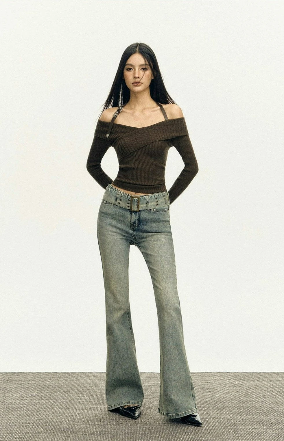 Halter Neck Ribbed Knit Long Sleeve Top 9 Halter Neck Ribbed Knit Long Sleeve Top - Image 9