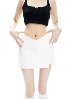 Asymmetric V-Cut Mini Skirt With Side Slit