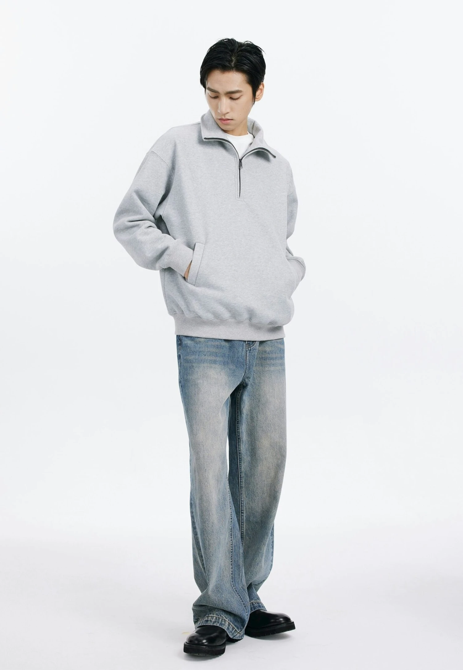 Slim Fit Quarter-Zip Cuffed Sweatshirt 6 Slim Fit Quarter-Zip Cuffed Sweatshirt - Image 6