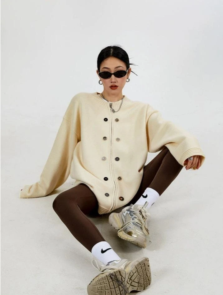 Ribbed Trim Zip-up Cardigan With Button Details 7 Ribbed Trim Zip-up Cardigan With Button Details - Image 7