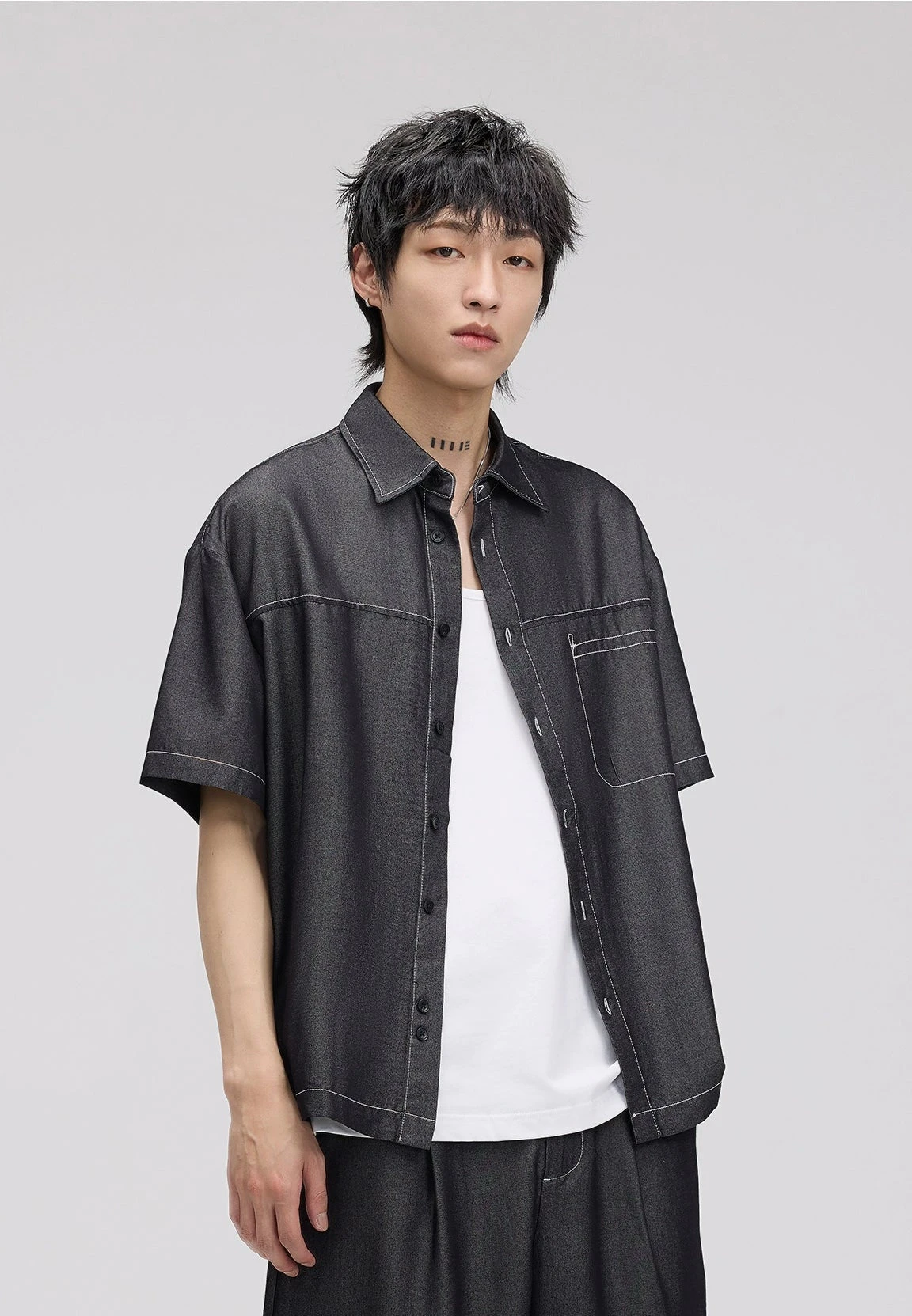 Textured Contrast Stitching Short Sleeve Button Shirt 3 Textured Contrast Stitching Short Sleeve Button Shirt - Image 3