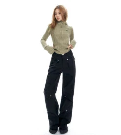Wide-Leg Button-Detail Cargo Trousers -Modern Wear Shop 944654dfce3fbcfe99cd5c1c189b1264