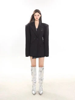 Oversized Double Breasted Boxy Blazer Suit With Metallic Brooch -Modern Wear Shop 9888fbb0687549dbc2014a91ff3d82d2