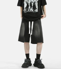 Zipper Detail Knee-Length Faded Denim Shorts -Modern Wear Shop 9900026a5a5e1e3374382ac8d0483fb2