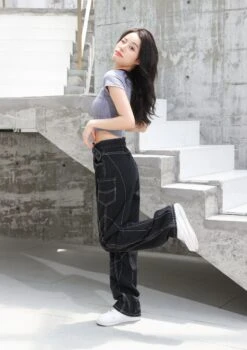 Baggy Belted Jeans With Contrast Detailed Stitching -Modern Wear Shop A80I5896